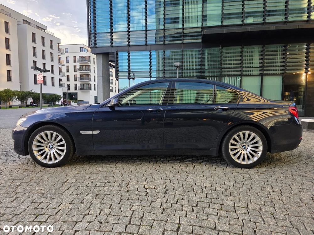 BMW Seria 7 2012 photo 3