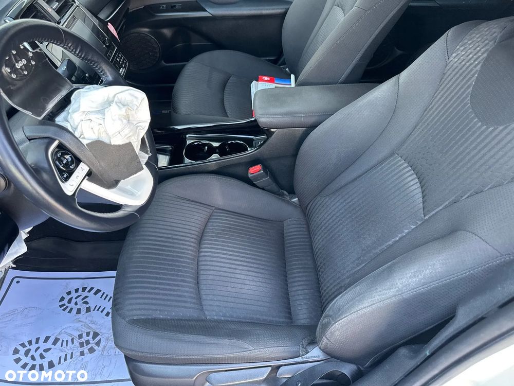 Toyota Prius - 27