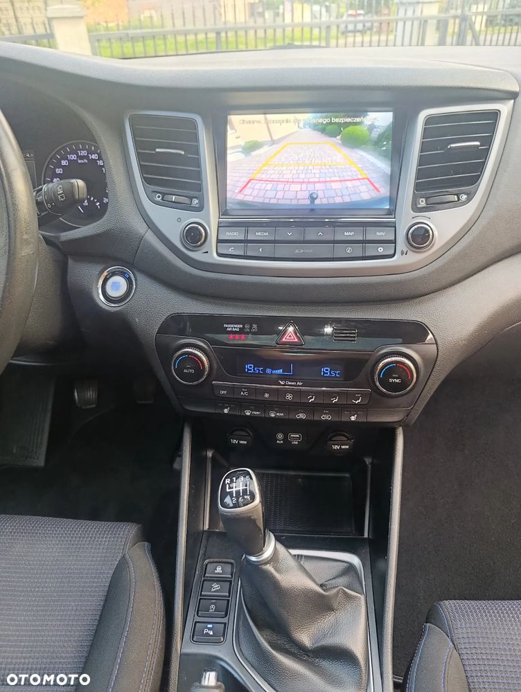 Hyundai Tucson blue 1.7 CRDi 2WD Advantage - 15