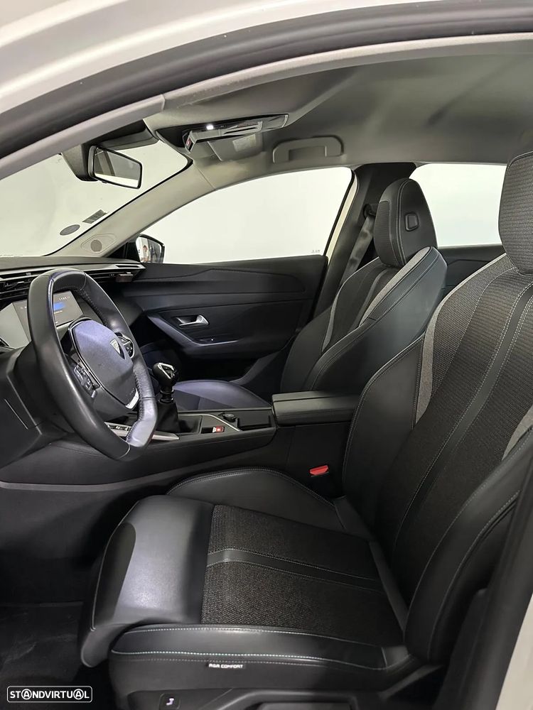 Peugeot 308 1.2 PureTech Style - 10