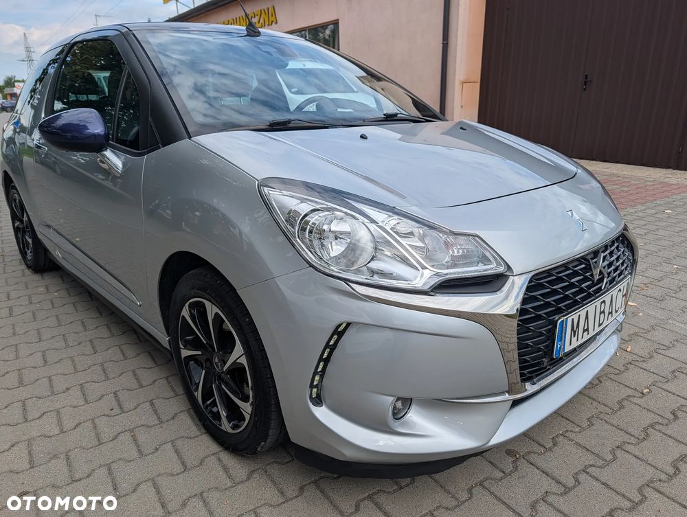 Citroën DS3 PureTech 110 Stop&Start EAT6 SportChic - 4