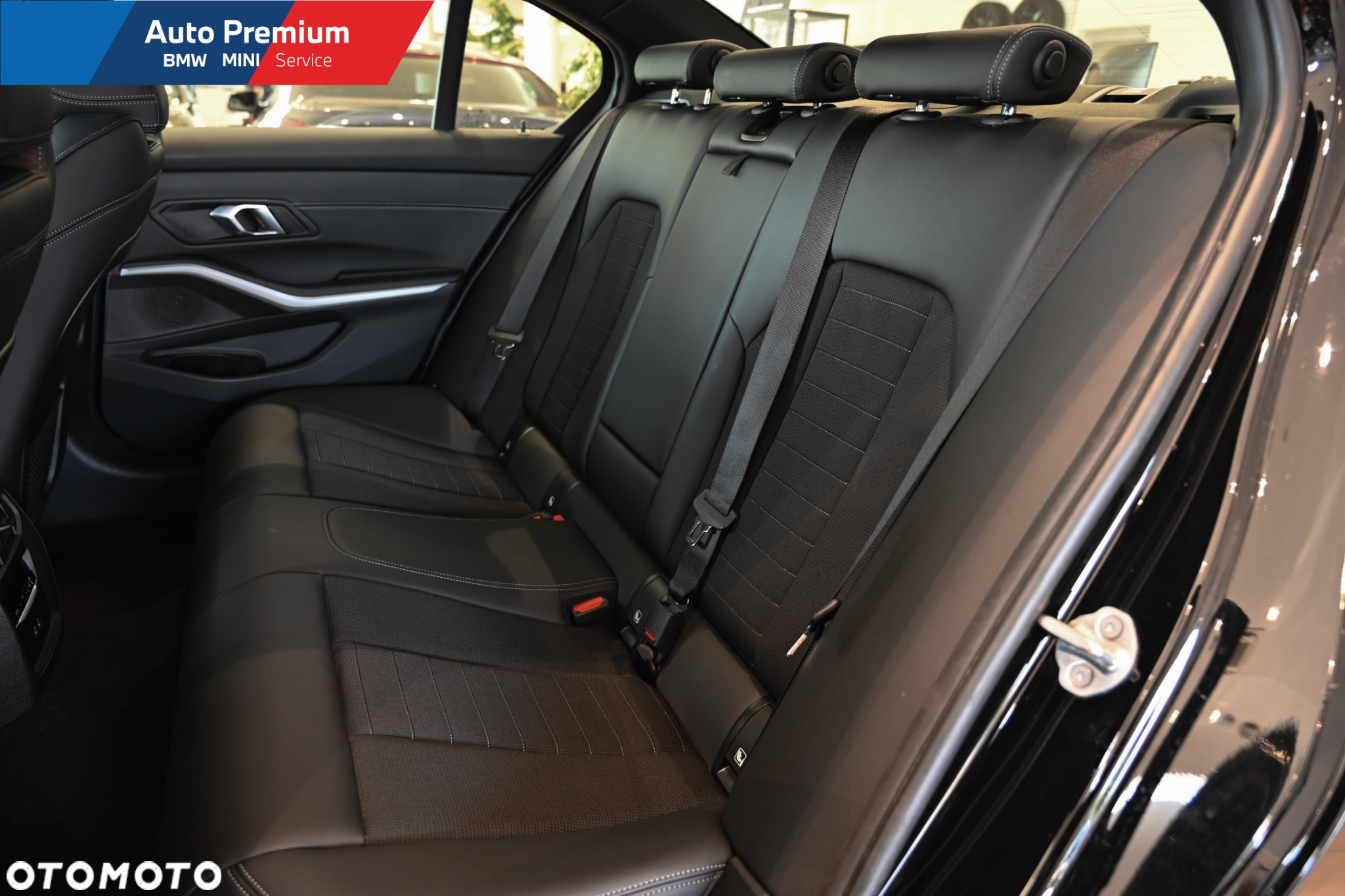 BMW Seria 3 318d - 13