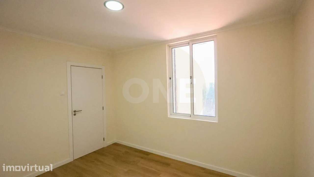 Andar de Moradia T2 Remodelado - Grande imagem: 4/17