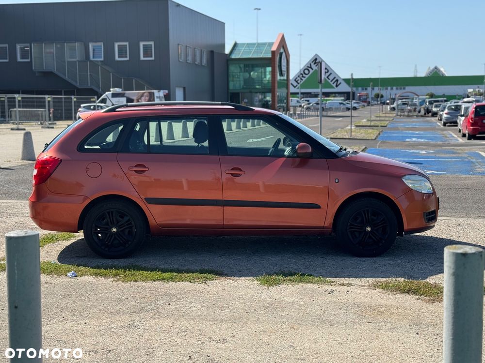 Skoda Fabia 1.4 16V Ambiente - 4