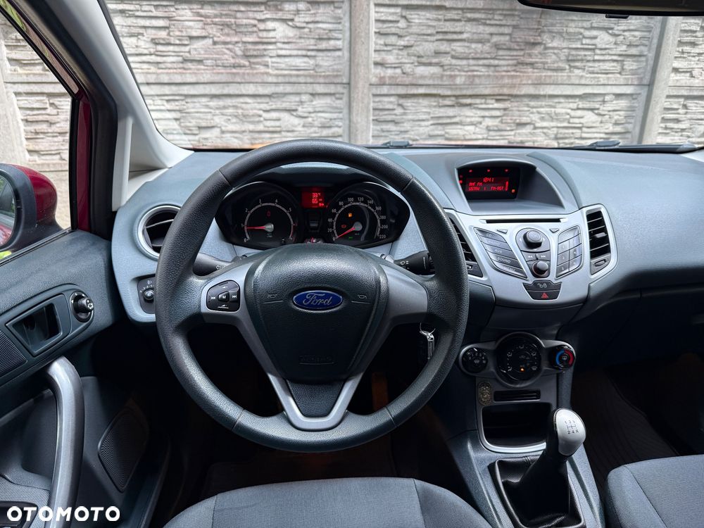 Ford Fiesta 1.25 Titanium - 21