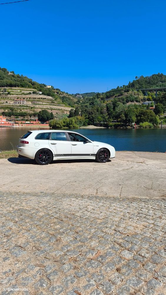Alfa Romeo 159 Sportwagon 2.0 JTDM 16V DPF - 2
