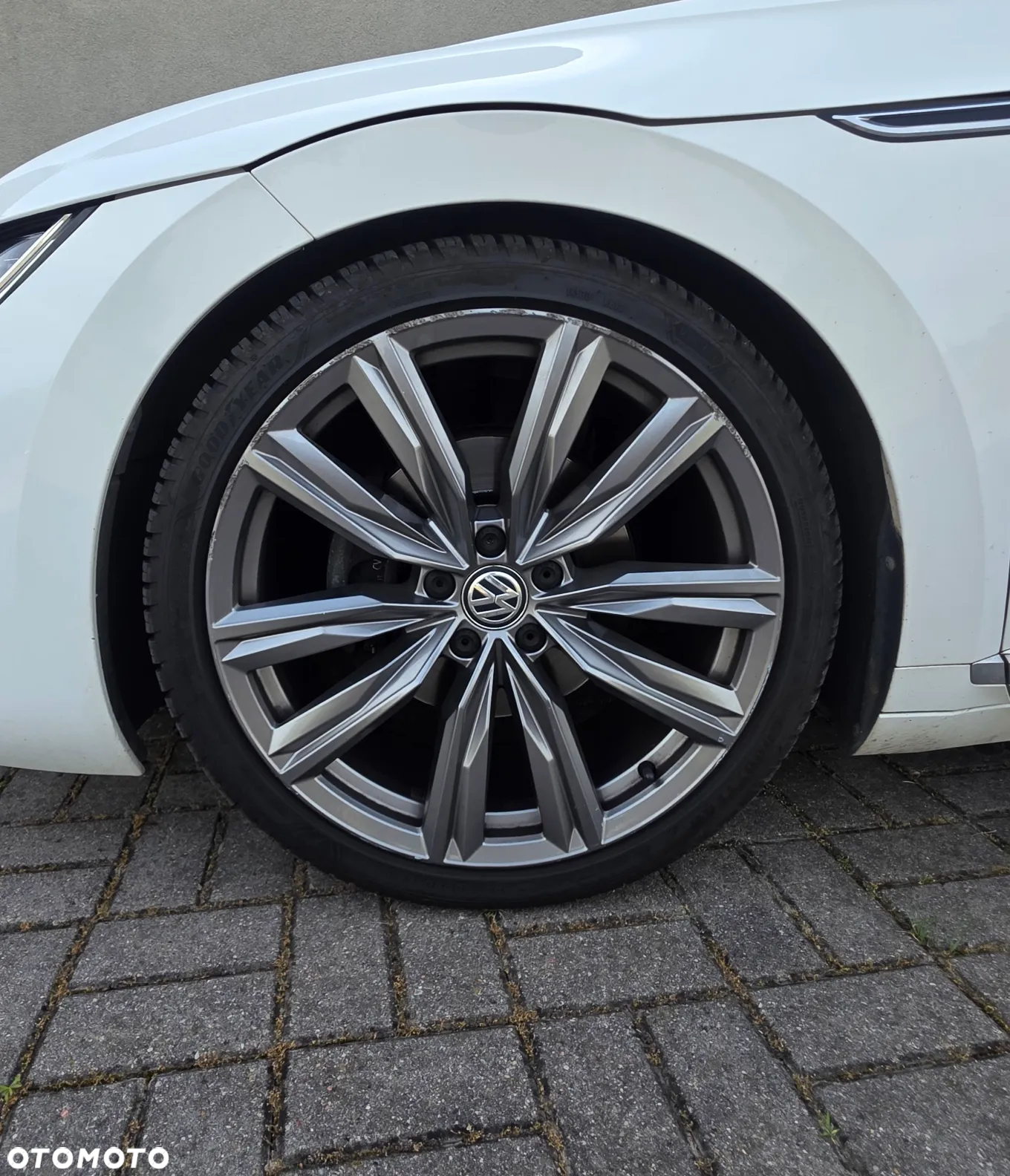 Volkswagen Arteon 2.0 TSI R-Line DSG - 9