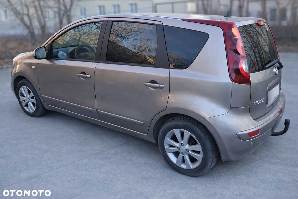 Nissan Note - 1