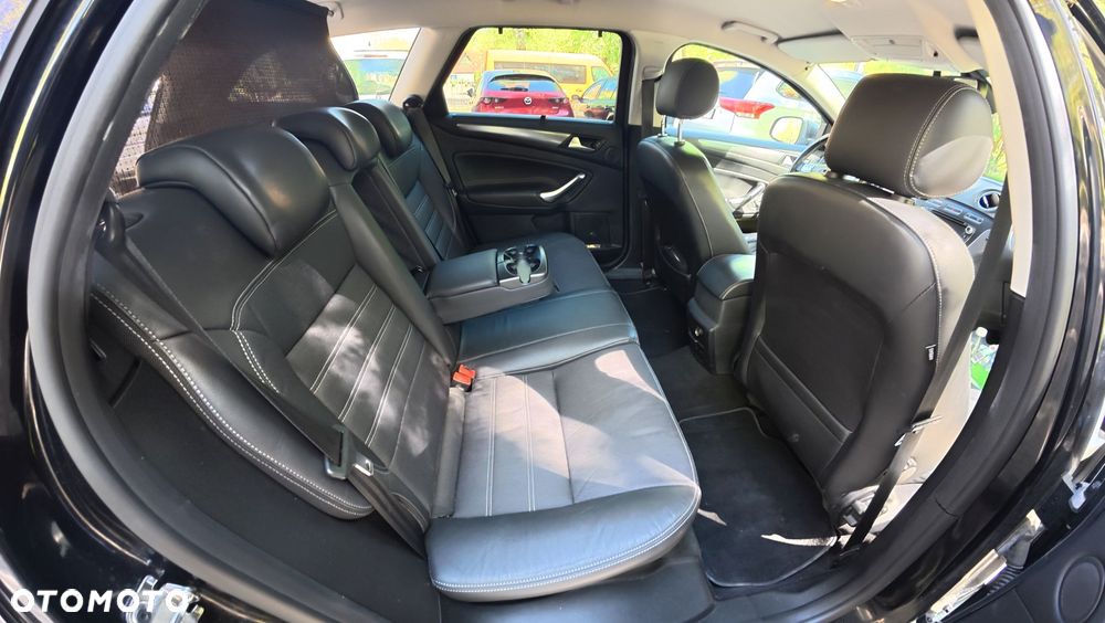 Ford Mondeo - 3
