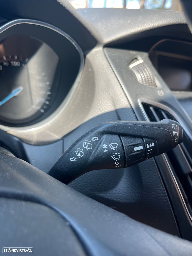 Ford Focus SW 1.0 EcoBoost ST-Line - 42