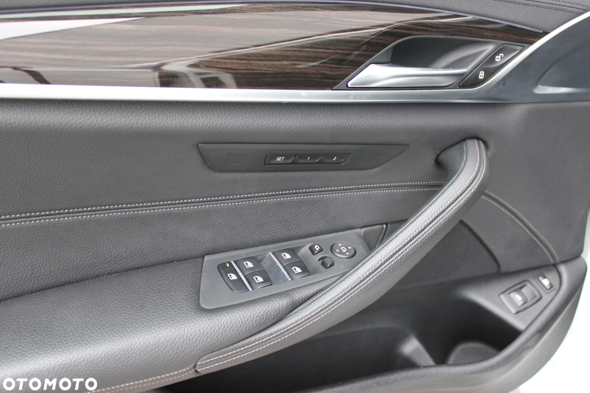 BMW Seria 5 530e iPerformance Luxury Line - 19