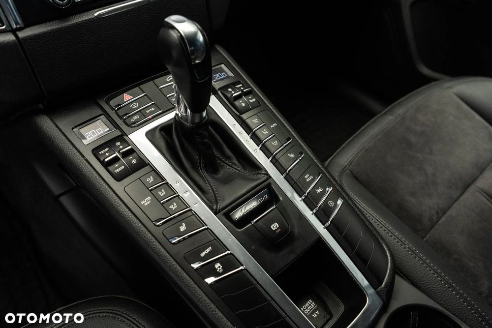 Porsche Macan - 20