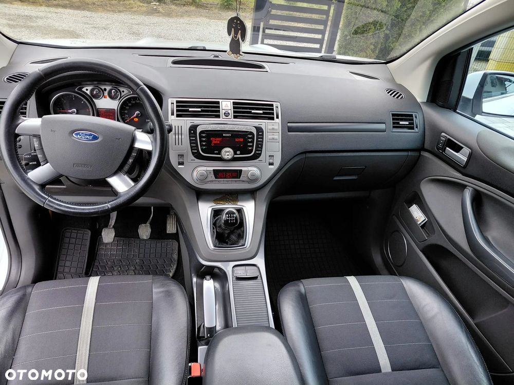Ford Kuga 2.0 TDCi 2x4 Trend - 22