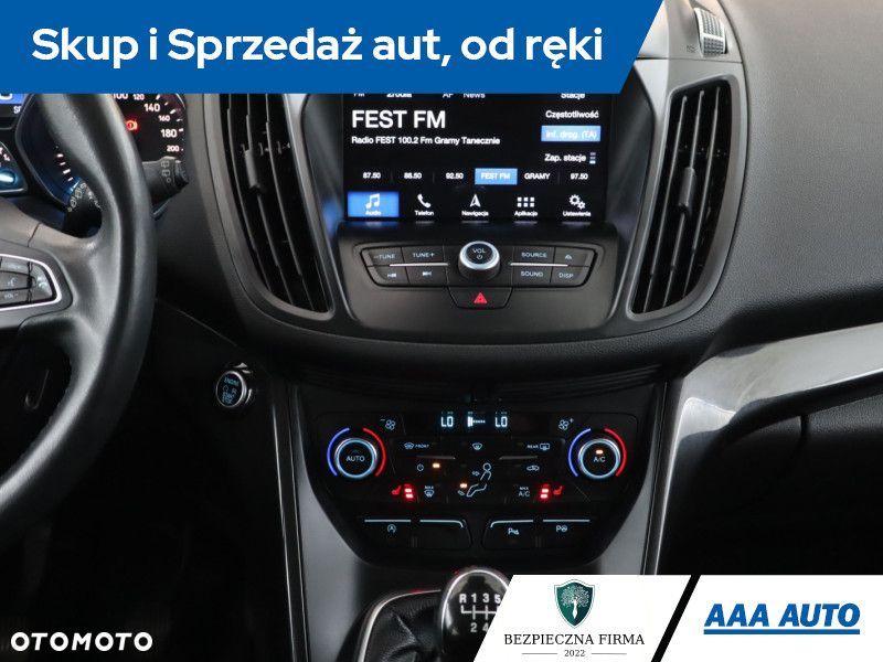 Ford Kuga - 15