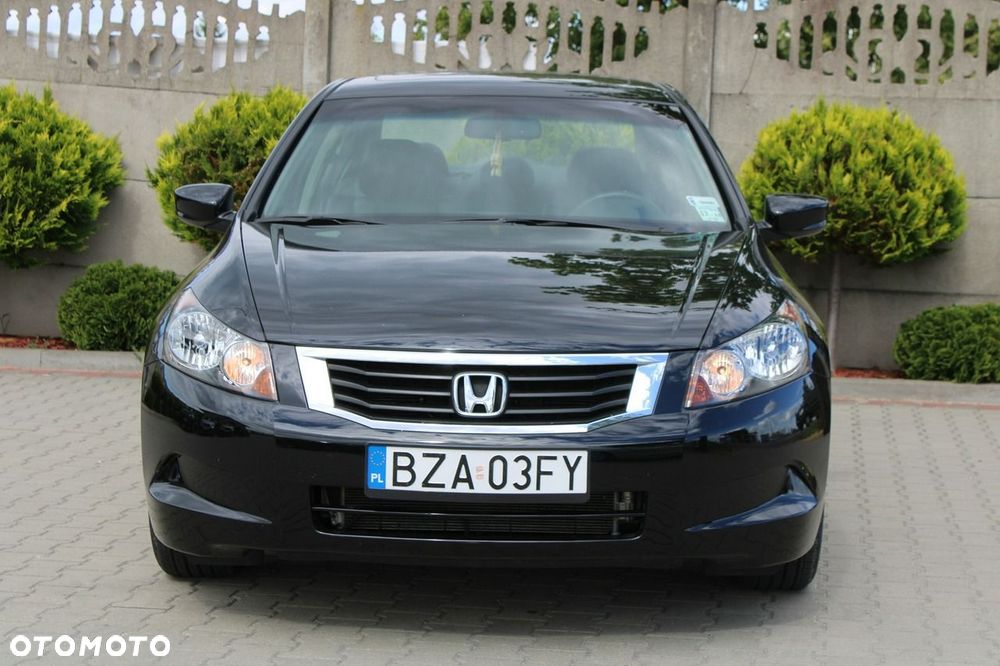 Honda Accord 2.4 Executive - 17