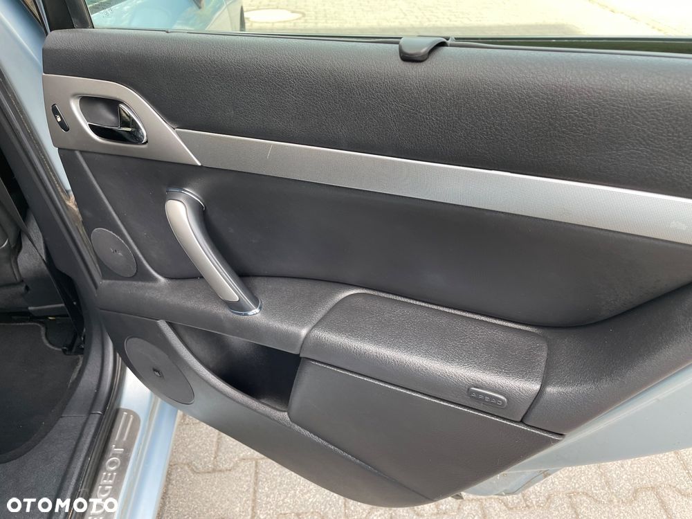 Peugeot 407 HDi 205 Bi-Turbo Sport Plus - 17