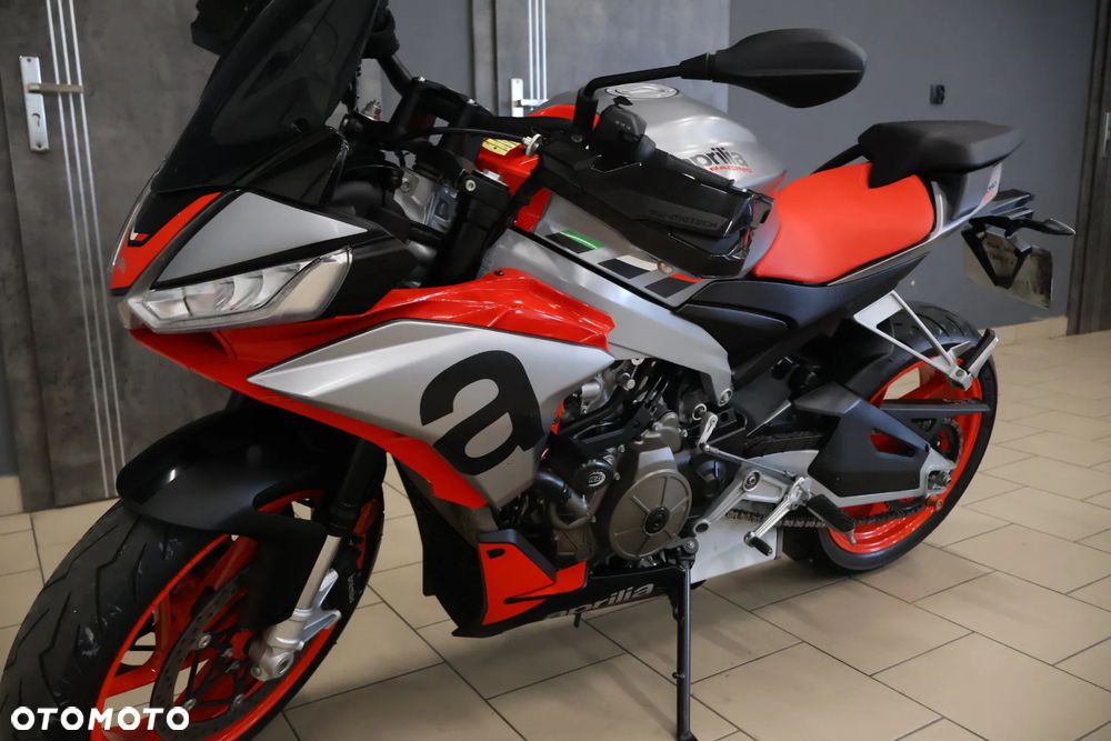 Aprilia Tuono - 28