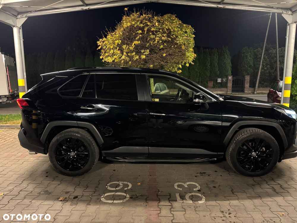 Toyota RAV4 - 6