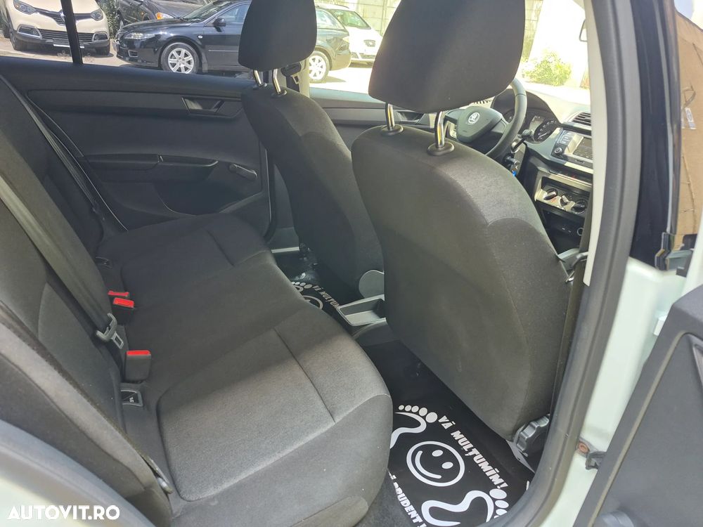 Skoda Fabia 1.0 MPI Ambition - 11