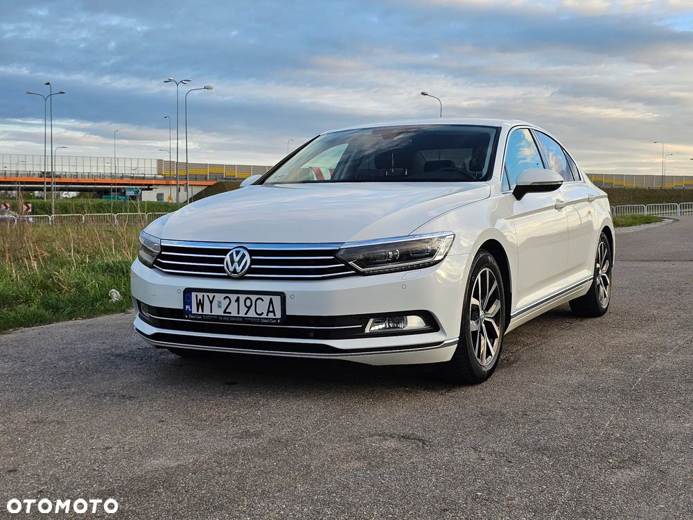 Volkswagen Passat 1.8 TSI BMT Highline - 1