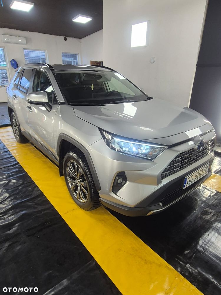 Toyota RAV4 - 7