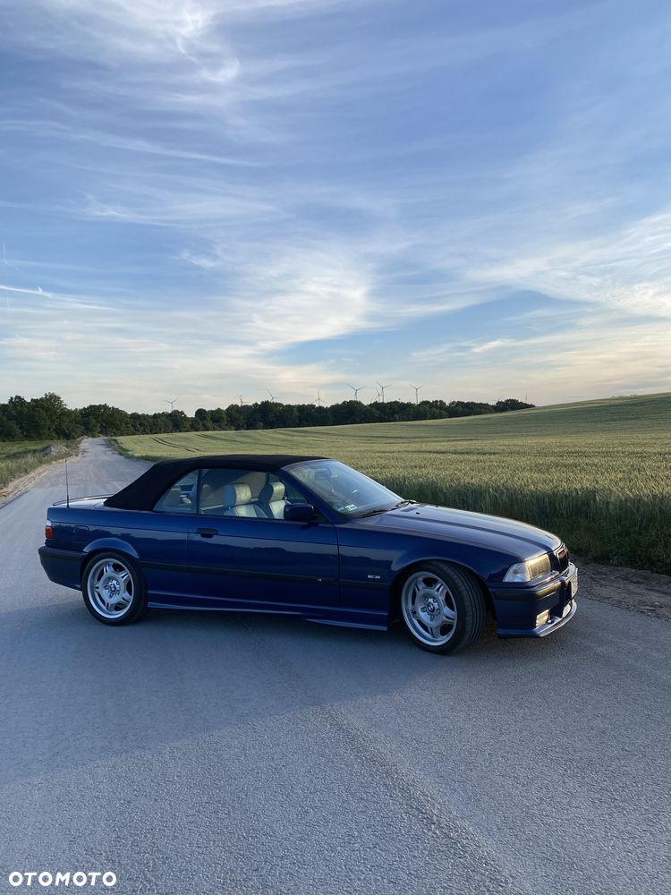BMW Seria 3 320i - 24