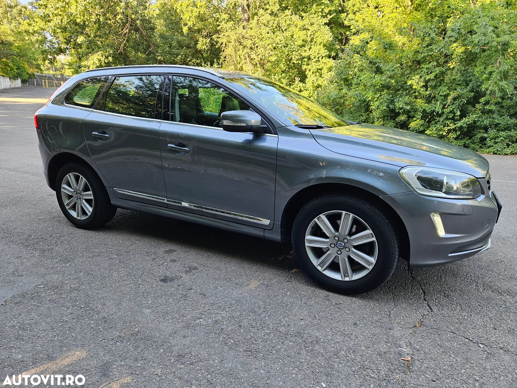 Volvo XC 60 D4 Geartronic Summum - 5