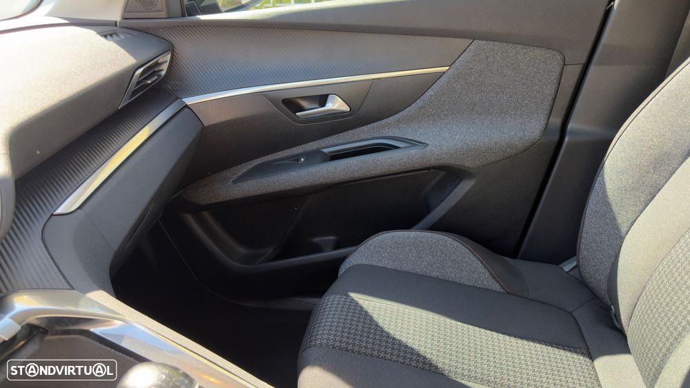 Peugeot 3008 - 8