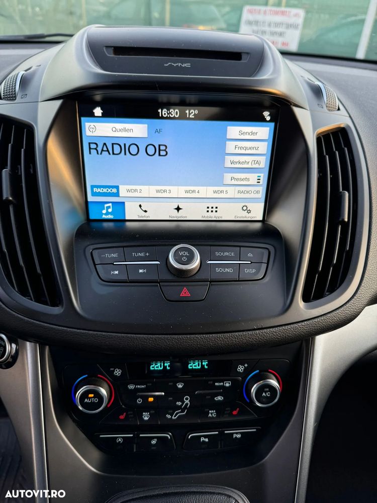 Ford Kuga 1.5 EcoBoost 2x4 Black & Silver - 33