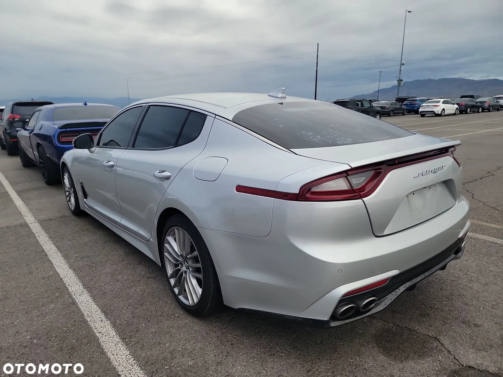 Kia Stinger 2.0 T-GDI L - 3