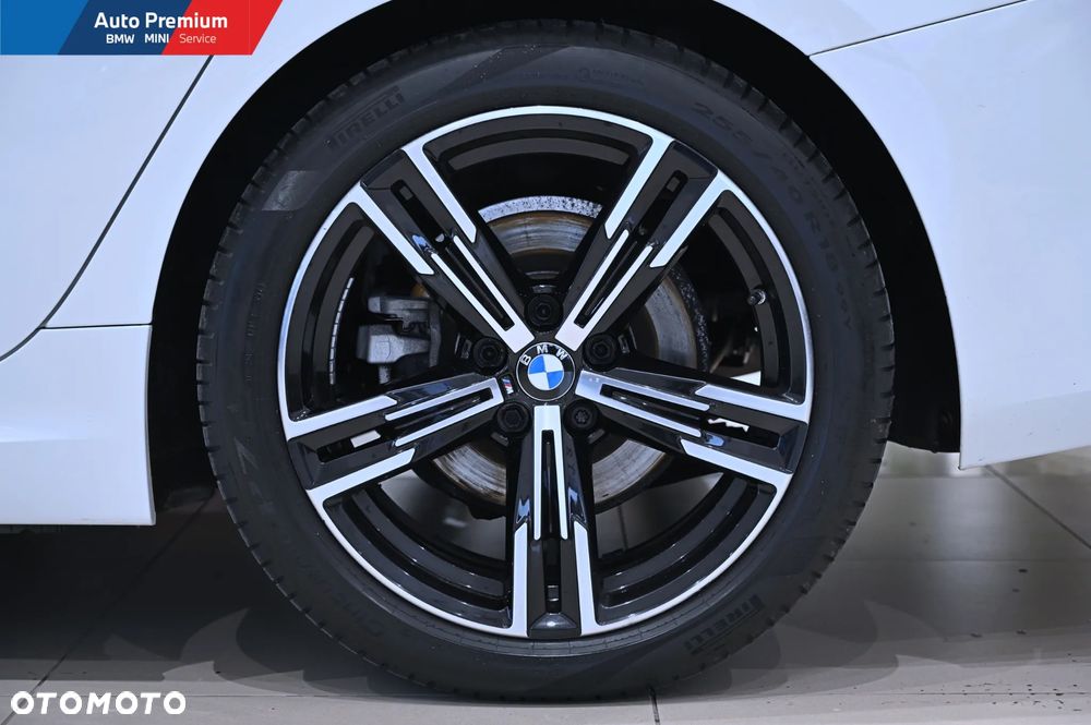 BMW Seria 3 318i - 20