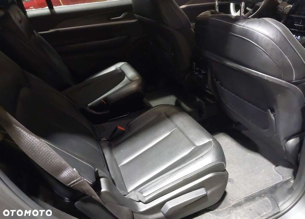 Jeep Grand Cherokee - 9