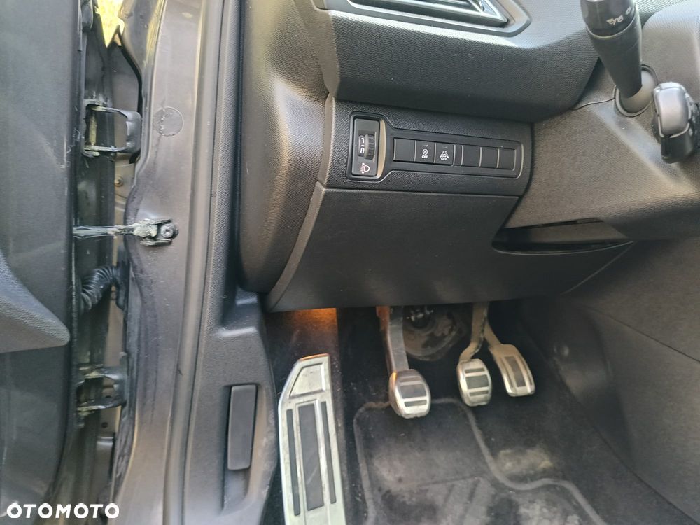 Peugeot 308 1.2 PureTech Active S&S - 13