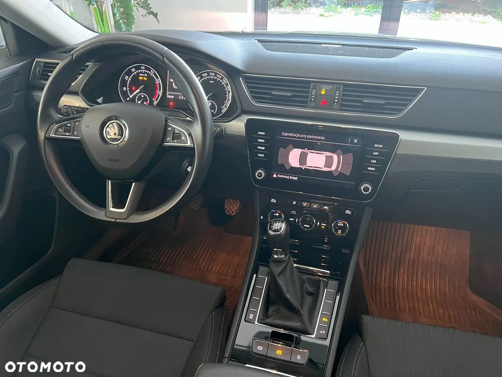 Skoda Superb 1.4 TSI ACT Ambition - 12