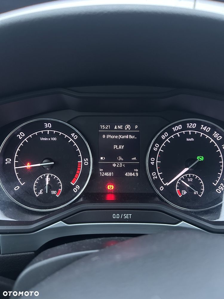 Skoda Superb 2.0 TDI Ambition DSG - 13