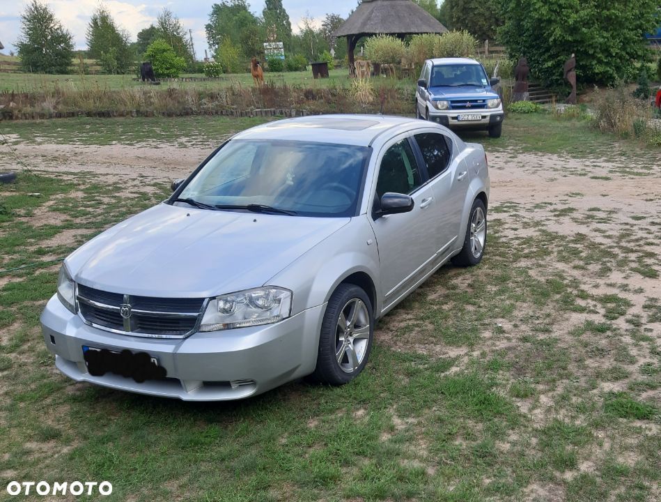 Dodge Avenger 2.0 CRD SE - 8