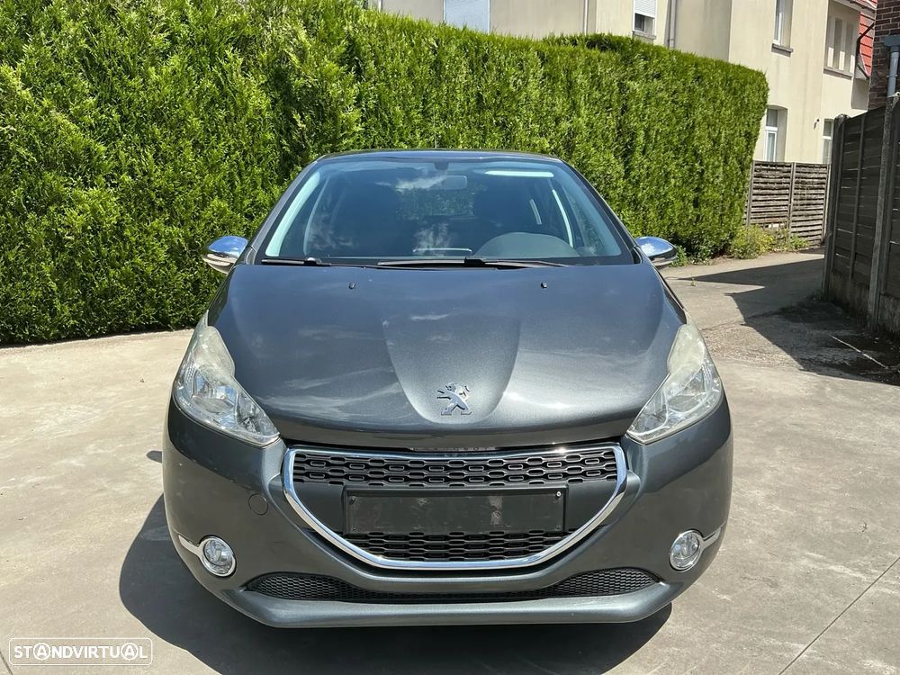 Peugeot 208 - 9