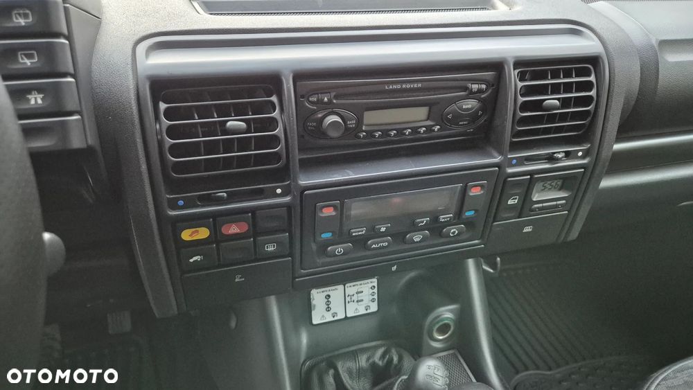 Land Rover Discovery - 8