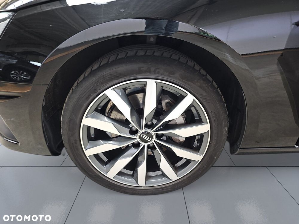 Audi A4 Avant - 31