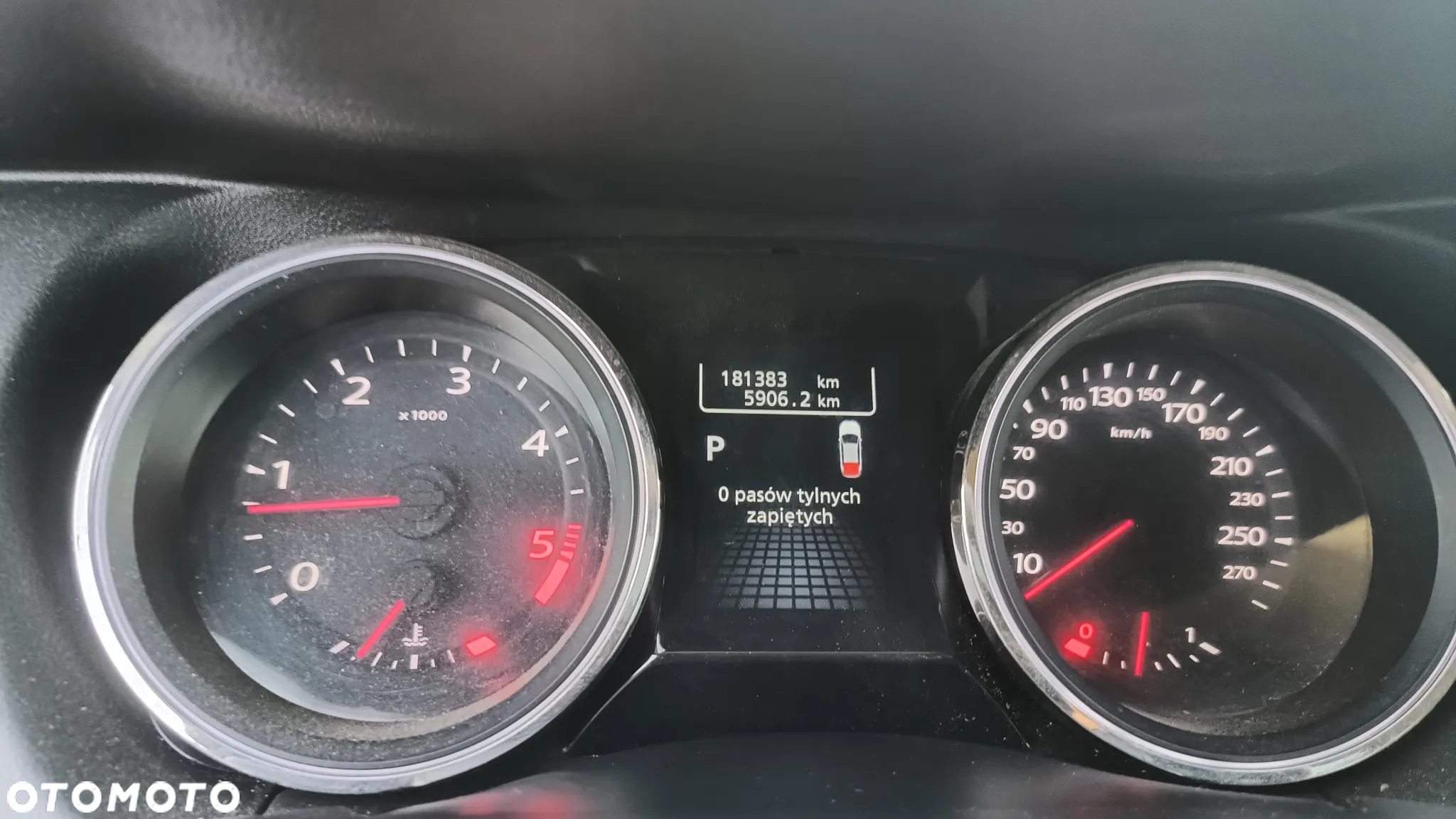 Renault Latitude 2.0 dCi Privilege - 10
