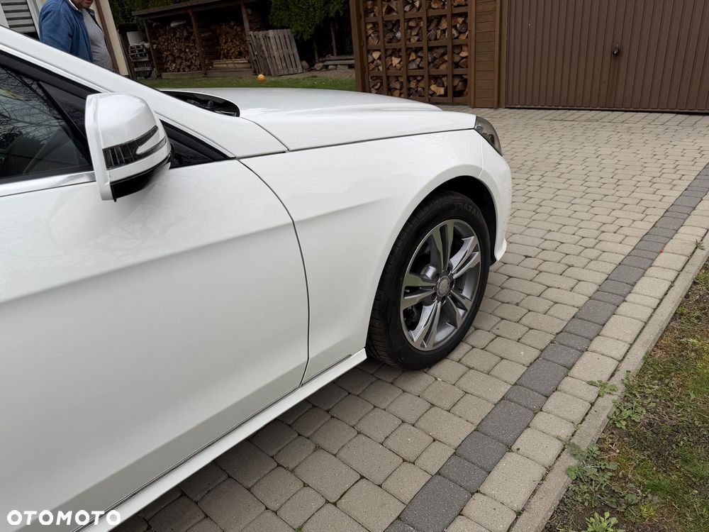 Mercedes-Benz Klasa E 220 BlueTEC 4-Matic Classic - 7