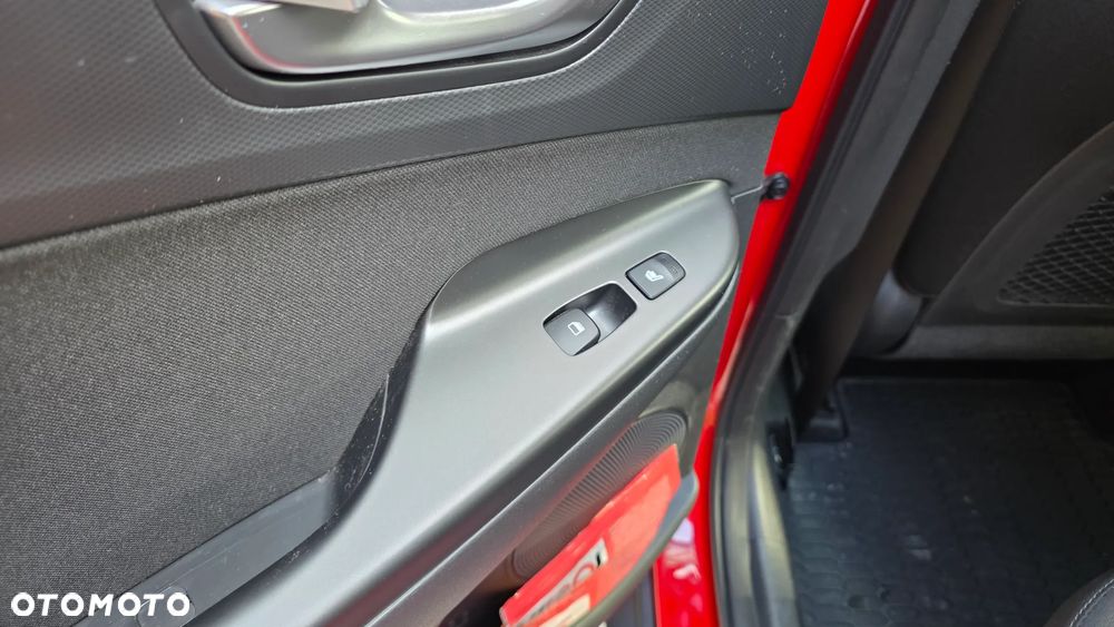 Hyundai Kona 1.6 T-GDI Premium DCT - 18