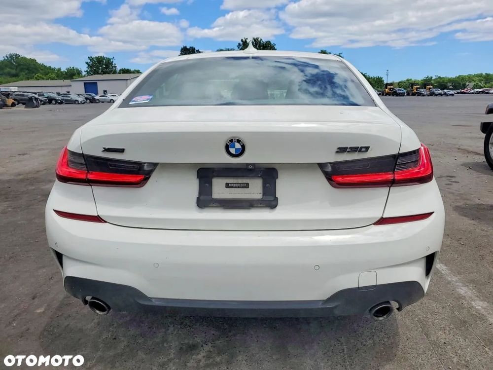 BMW Seria 3 330i xDrive M Sport sport - 6