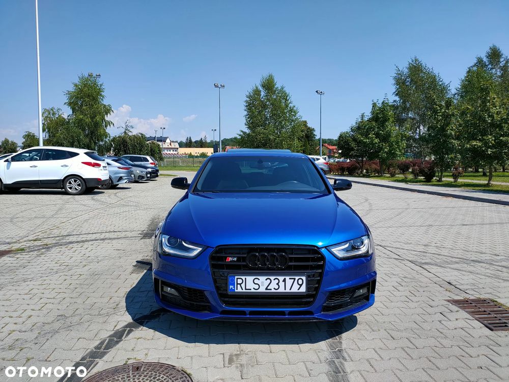 Audi A4 Limousine 2.0 TFSI quattro S tronic Attraction - 2