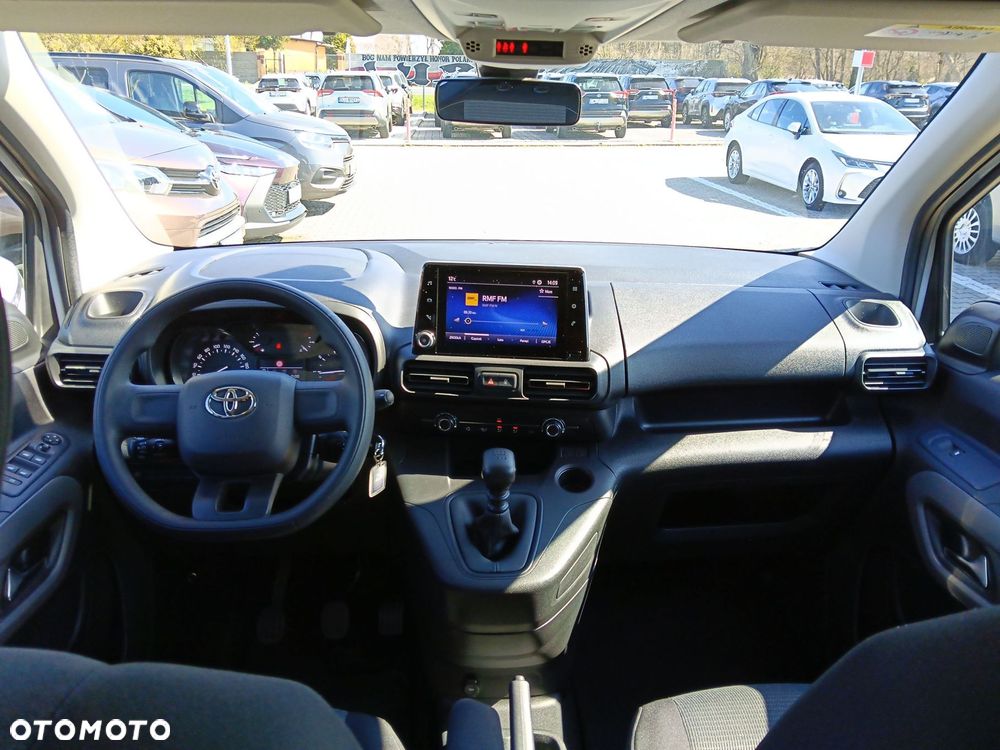 Toyota Proace City Verso 1.5 D-4D Business - 12