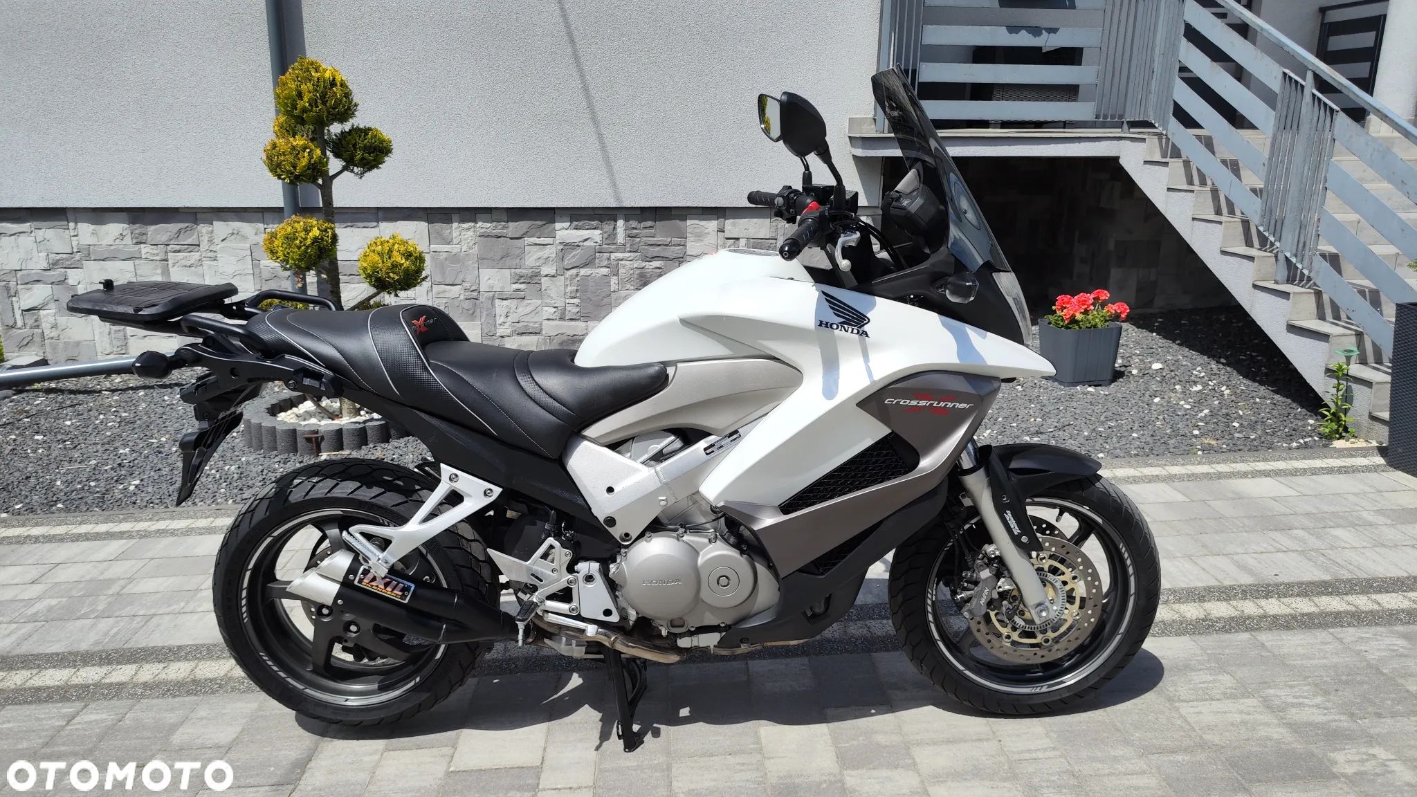 Honda VFR - 1
