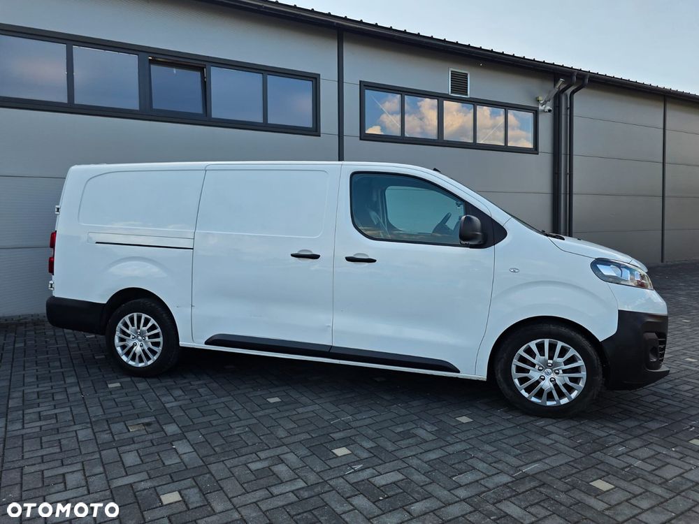 Opel Vivaro - 1