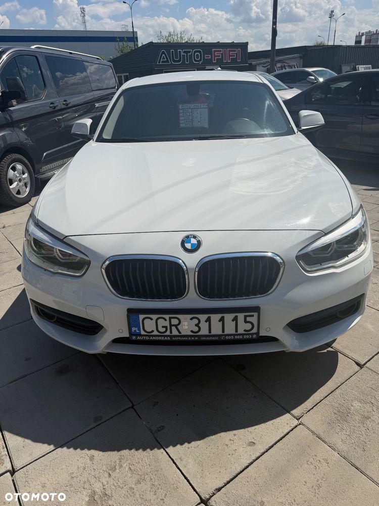 BMW Seria 1 116d - 13