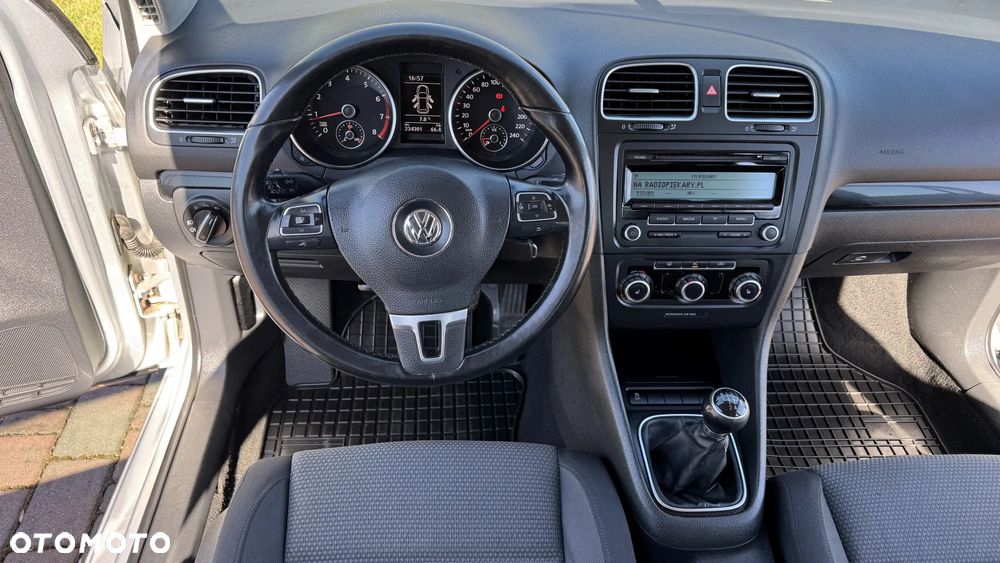 Volkswagen Golf 1.6 Edition - 22