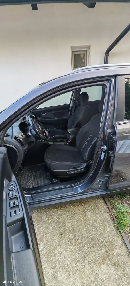 Utilizat Kia Sportage 2013 - 8 000 EUR, 247 900 km - Autovit.ro